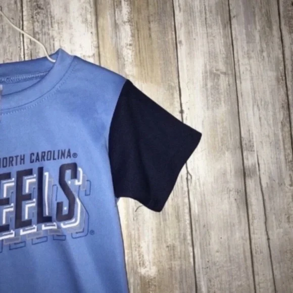 Kids NCAA NC Tar Heels Tee - Picture 2 of 4